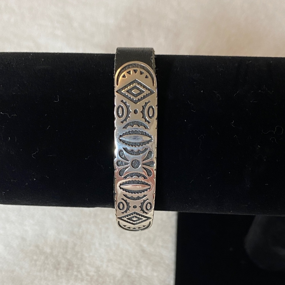 American West Silver and Black Leather Bracelet
